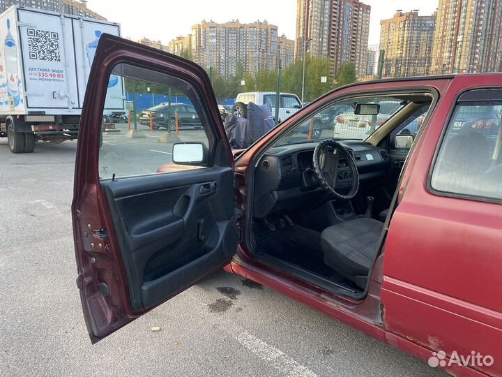 Volkswagen Golf 1.8 МТ, 1996, 382 000 км