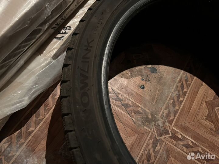 Triangle Snowlink TWT02 235/40 R18 95V