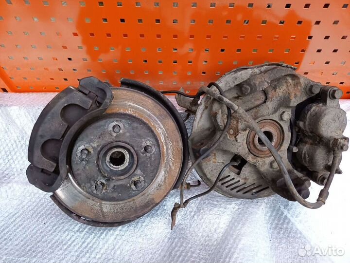 Поворотная ступица цапфа GMC