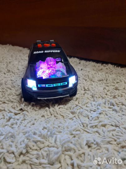 Машинка игрушка