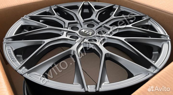 Кованые диски Kia Sorento R20 наличие