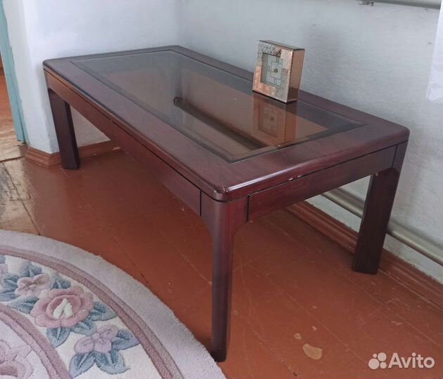 Журнальный стол