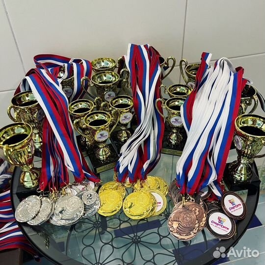 Инструктор по плаванию