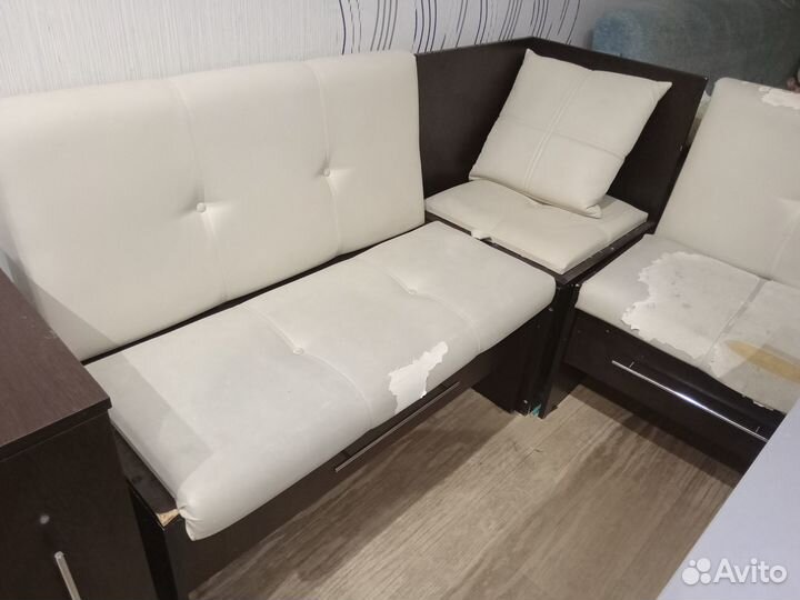 Продам кухонный уголок