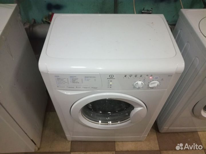 Стиральная машина indesit 5кг