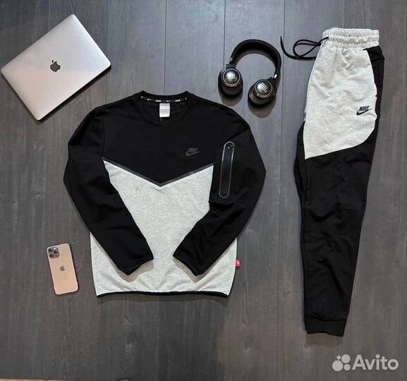 Спортивный костюм найк