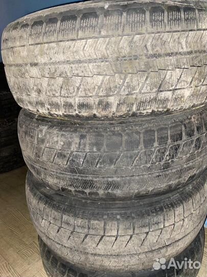 Bridgestone Blizzak VRX 205/60 R16
