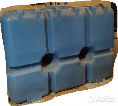 Пластиковый бак