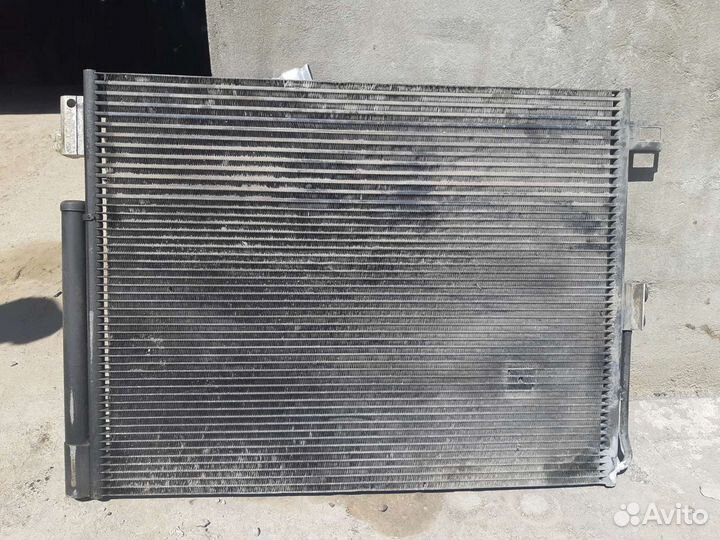 Радиатор кодиционера jeep grand cherokee 2014г