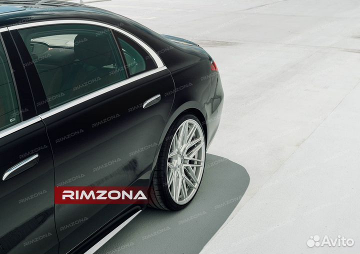 Кованые диски R22 на Mercedes S-Class