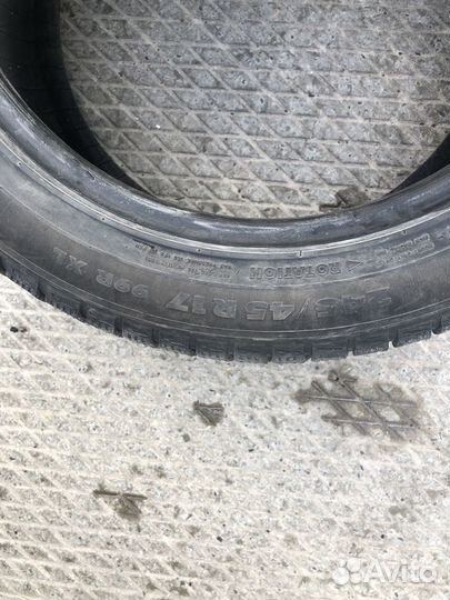 Nokian Tyres Hakkapeliitta R 245/45 R17