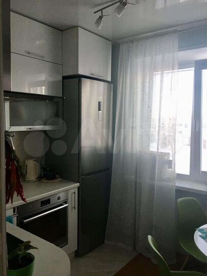 2-к. квартира, 54 м², 3/9 эт.