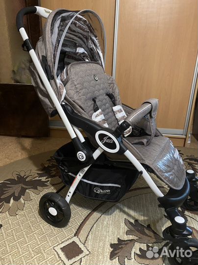 Прогулочная коляска Новая