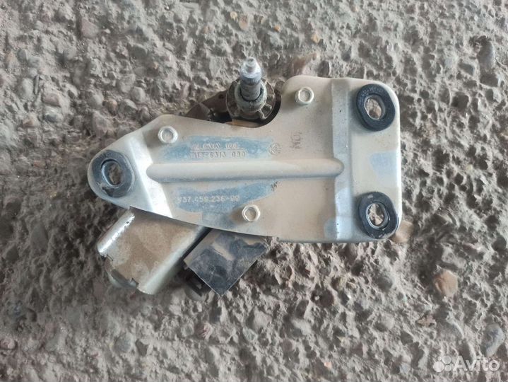 Мотор дворников задний Лада Калина хетчбэк