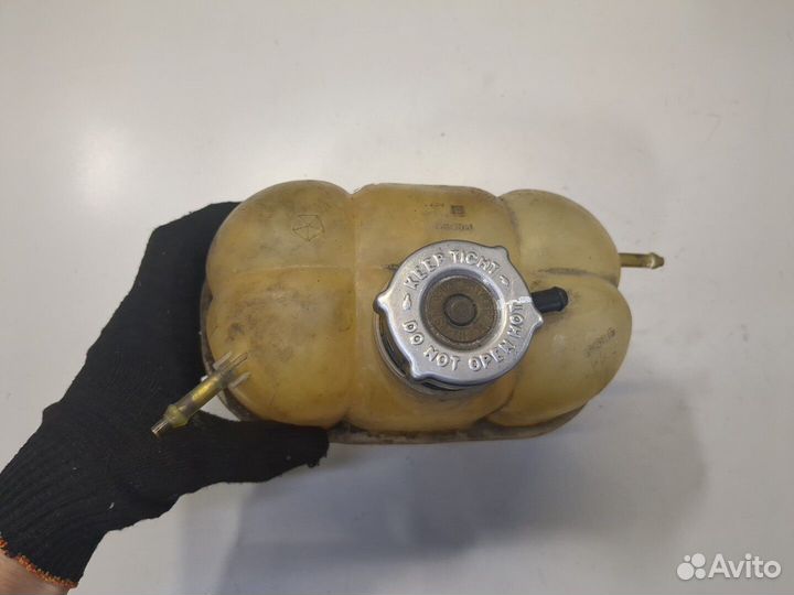 Бачок расширительный Chrysler Voyager, 2009