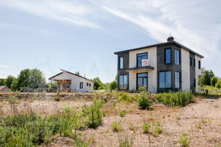 Коттедж 283,7 м² на участке 31,1 сот.