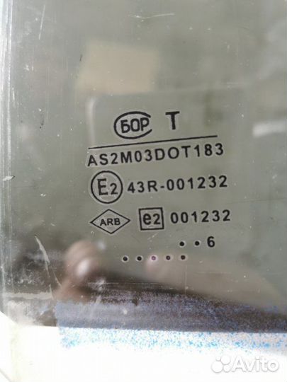 Стекло двери заднее левое Renault Logan 1 SR K7J