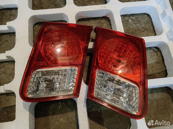 Вставка багажника Honda Civic Ferio Es 2000-2005