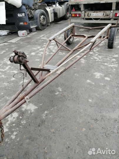 Прицеп под катер