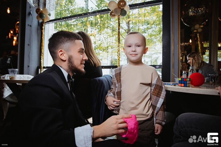 Фокусник иллюзионист