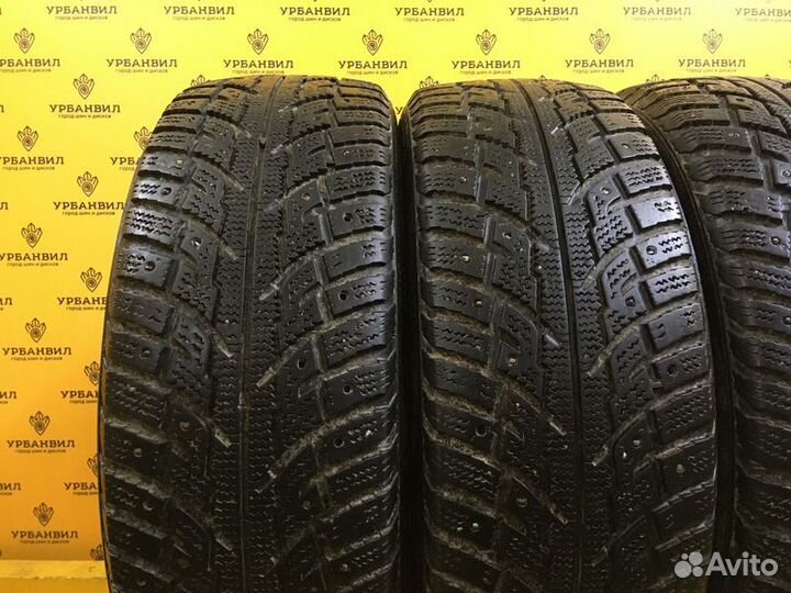 Marshal I'Zen RV Stud KC16 215/60 R17 100T