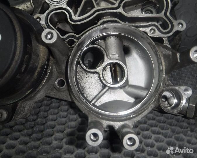 Audi Q5 Кронштейн масляного фильтра