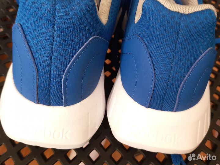 Кроссовки Reebok новые