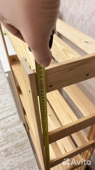 Стеллаж деревянный для игрушек