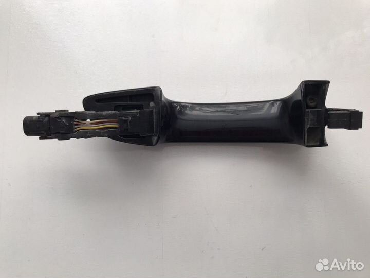 Ручка наружняя правая Volkswagen Touareg 2010-2018