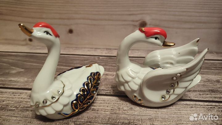 Статуэтка Лебедь Фарфор
