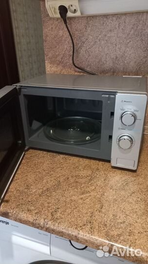 Микроволновая печь Midea