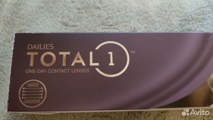 Однодневные контактные линзы Alcon Dailes Total