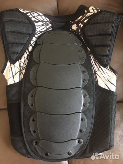 Защита спины 661