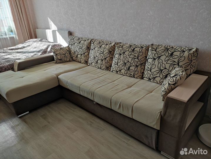 Угловой диван бу