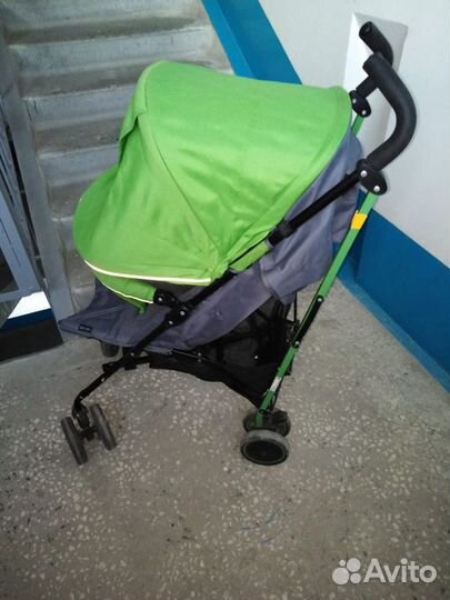 Коляска трость с накидкой на ножки и дождевиком