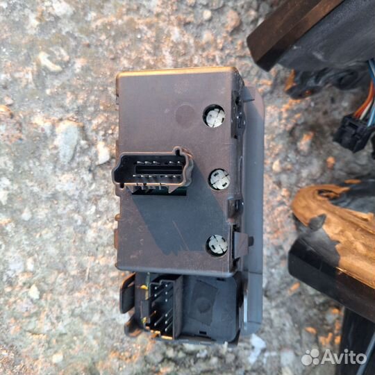 Электро зеркала Крайслер Вояджер 4