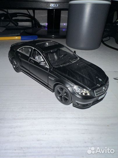 Масштабная модель mercedes cls 63