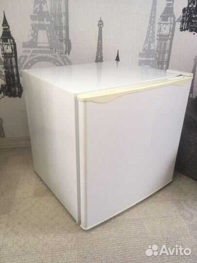 Холодильник маленький