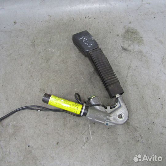 Скоба ремня безопасности правая jaguar S-type 20