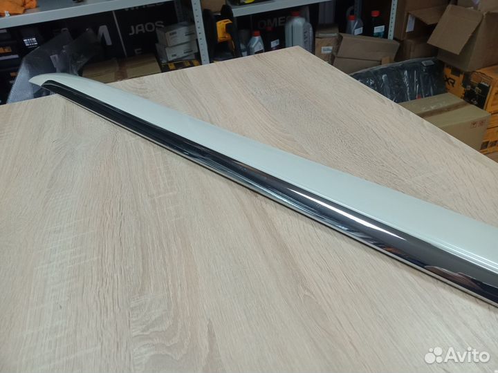 Молдинг на дверь багажника Prado 150/GX460