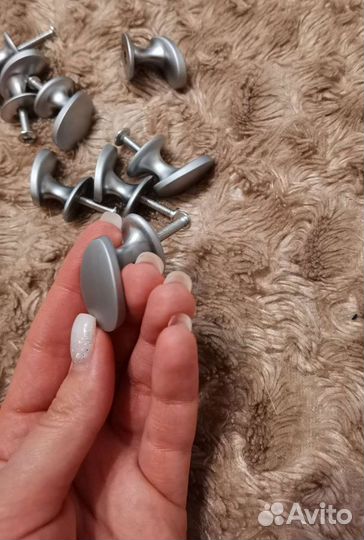 Мебельные ручки