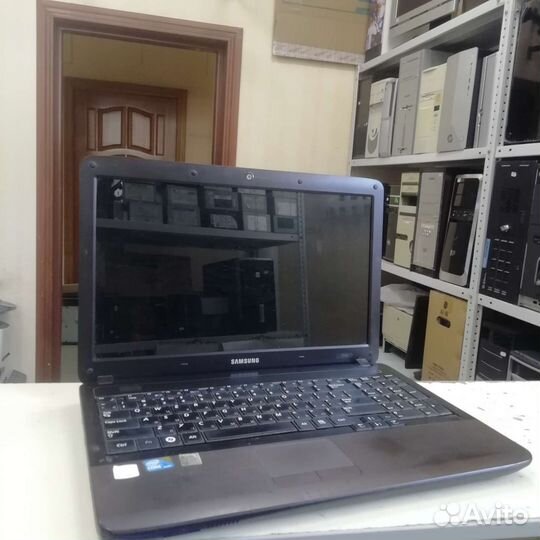 Ноутбук samsung r540