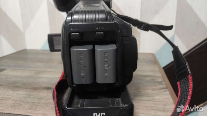 JVC gy-hm70e Большая-Профи видеокамера