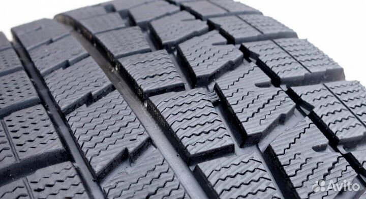 Dunlop Winter Maxx WM01 215/60 R17 96T