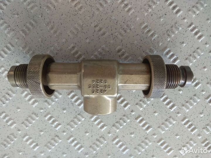 Кольца для сухих перчаток, манифольд авм, манометр