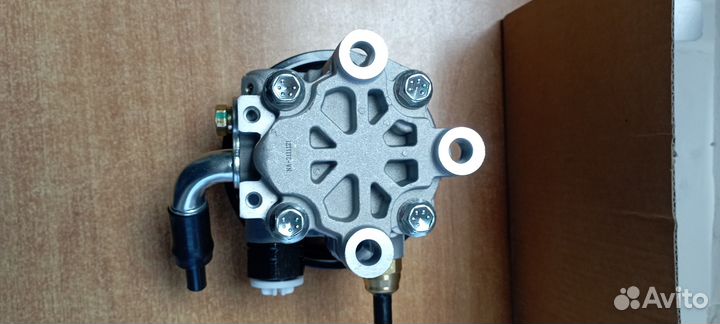 Насос гидроусилителя Toyota 1AZ, 2AZ 44320-33180