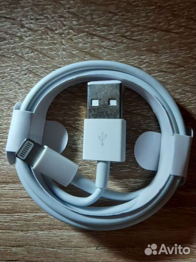 Кабель lightning для Айфона
