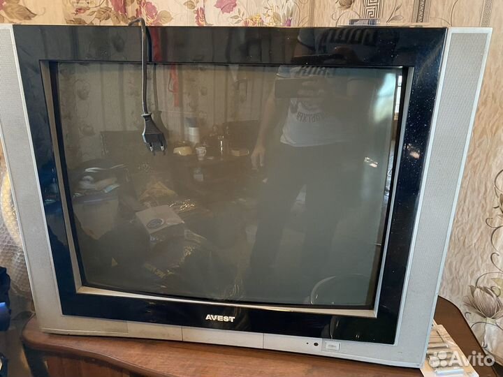 Телевизор Avest