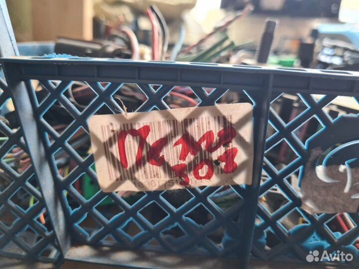 Разъемы Peugeot 308 хэтчбек 1.6 EP6 2008