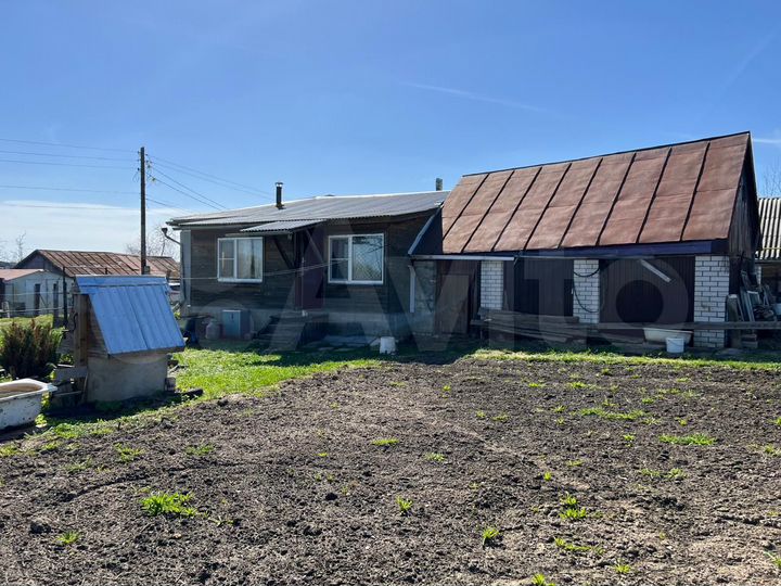 Дом 52 м² на участке 25 сот.